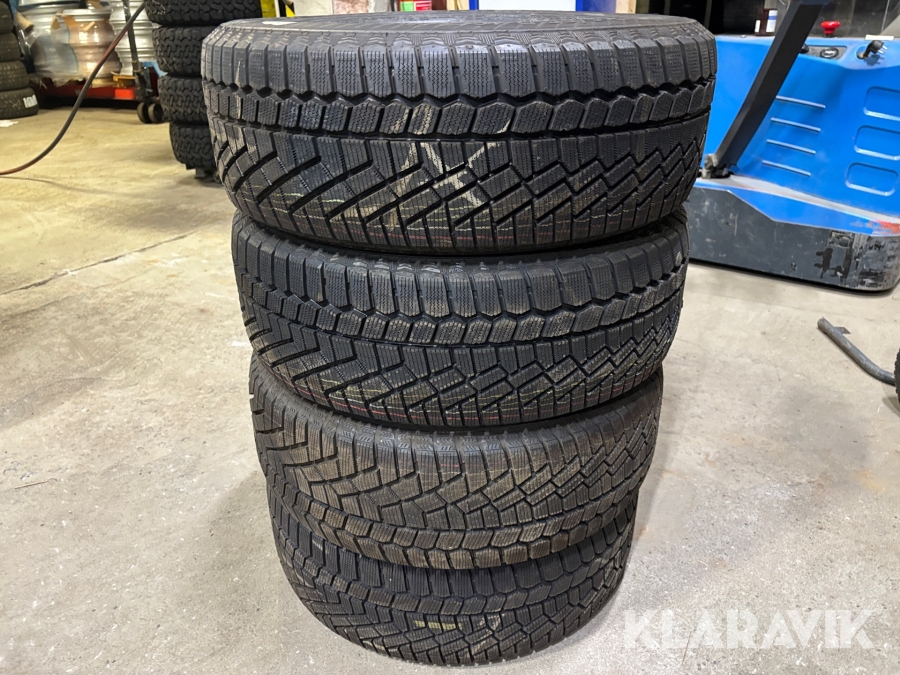 Dubbfria vinterdäck 215/55 R16 Gislaved Soft Frost 200 4 st