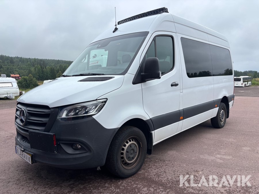 Färdtjänstbuss Mercedes Sprinter 319CDI Tourer med ramp