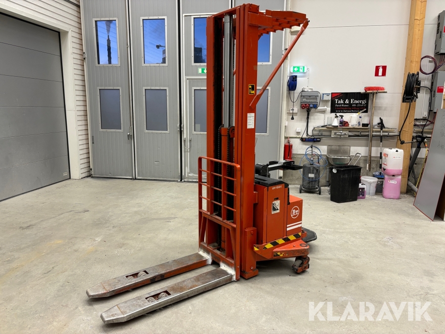 Ledstaplare BT LSV1250E med åkplatta