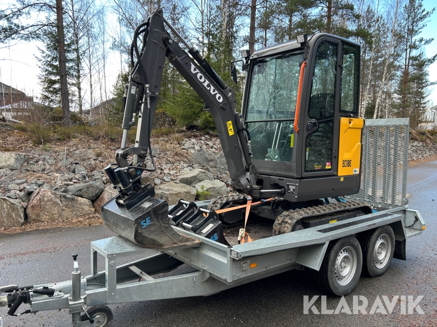 Grävmaskin Volvo EC18E med Maskinsläp & redskap