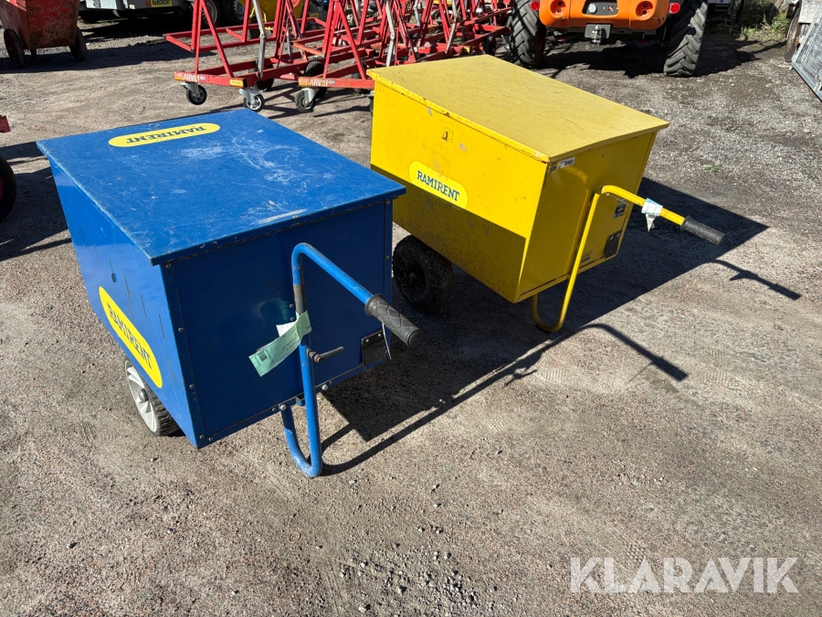 Verktygsvagnar Savab 300 liter två styck