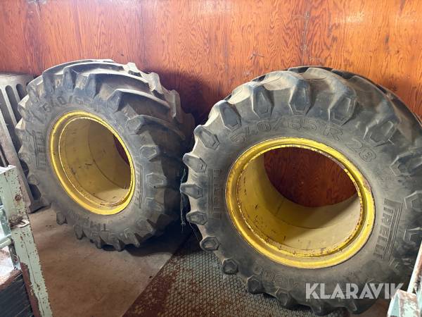 Dubbelmontage Pirelli 540/65R28