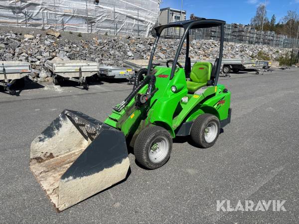 Kompaktlastare Avant M419 MSDTG