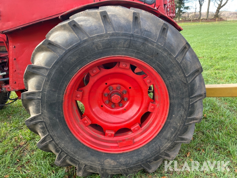 Skogsboxer Volvo BM 350, Båstad, Klaravik auktioner