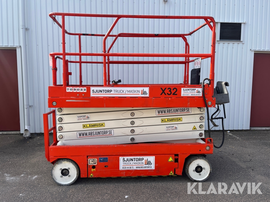 Saxlift Upright X32