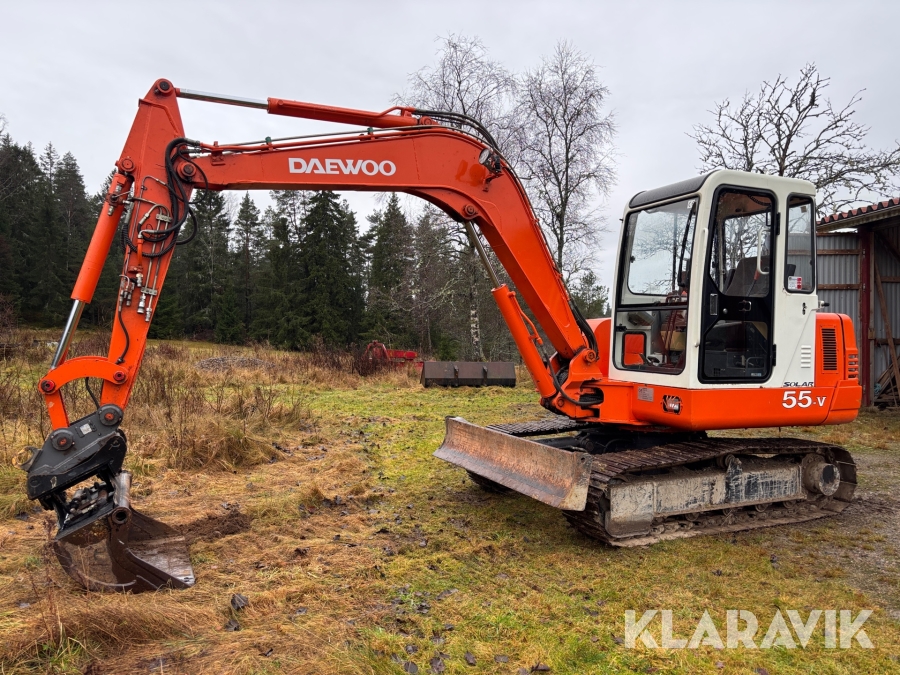Grävmaskin Daewoo Solar 55-V + 5 redskap