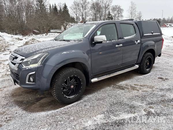 Pickup Isuzu D-max med kåpa