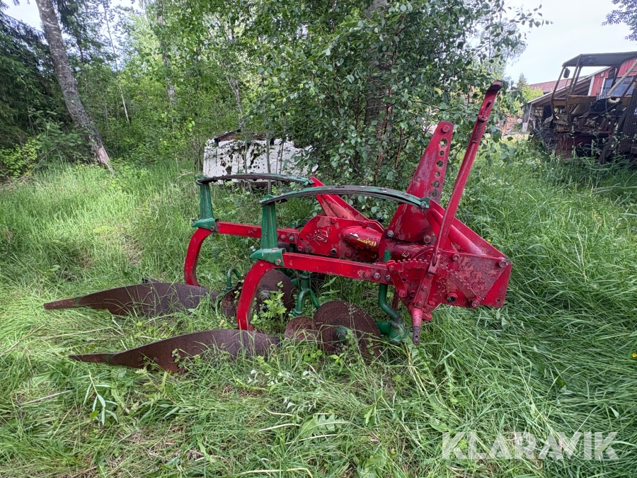 Plog Kverneland 2-skärig 14”, helautomat