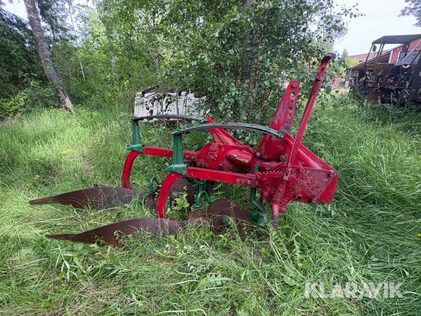 Plog Kverneland 2-skärig 14”, helautomat