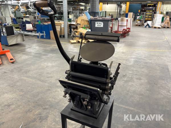 Tryckpress inkl ställning antik