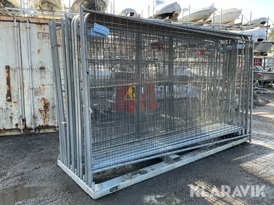 Byggstaket 20st med fötter ca 15st