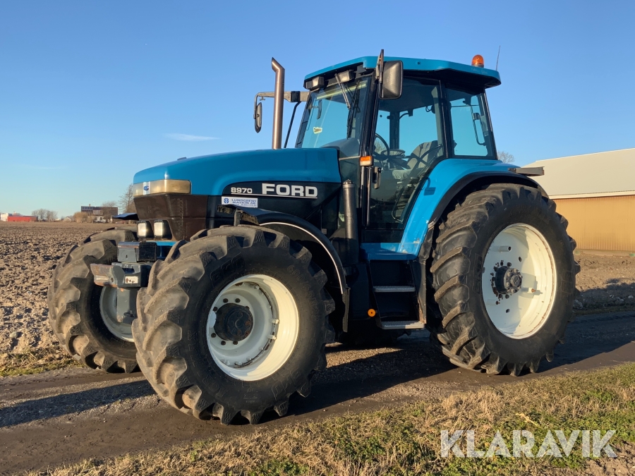 Traktor Ford 8970
