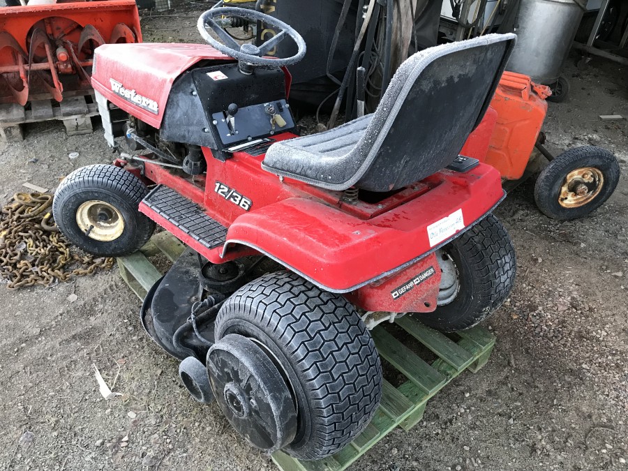 Snöslunga / Gräsklippartraktor