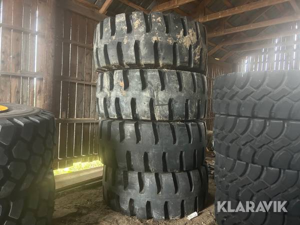 Entreprenaddäck Bridgestone 29.5R25 Volvo L220 L5 4st