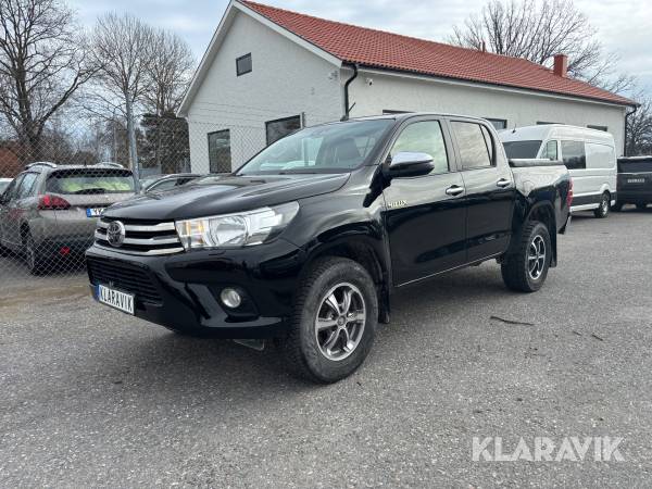 Pickup Toyota Hilux Dubbelhytt 2.4 AWD
