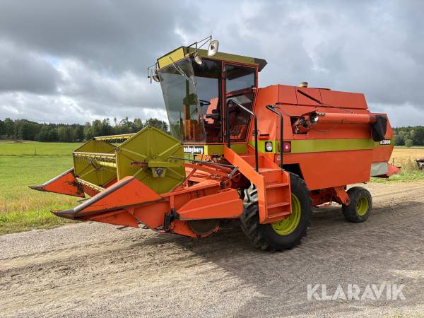Skördetröska Dronningborg D3000