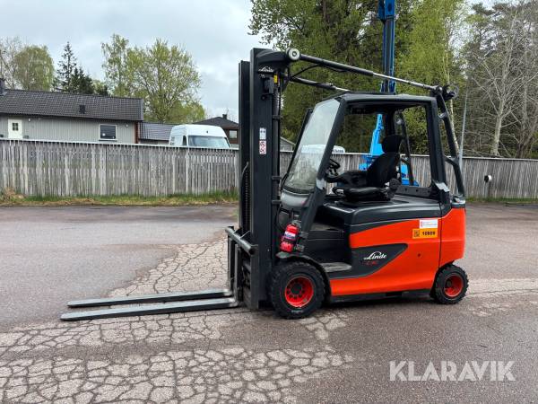 Motviktstruck Linde E30HL-01/600 - trippel, frilyft, 5630 mm, 1600 mm gafflar, 3671 h