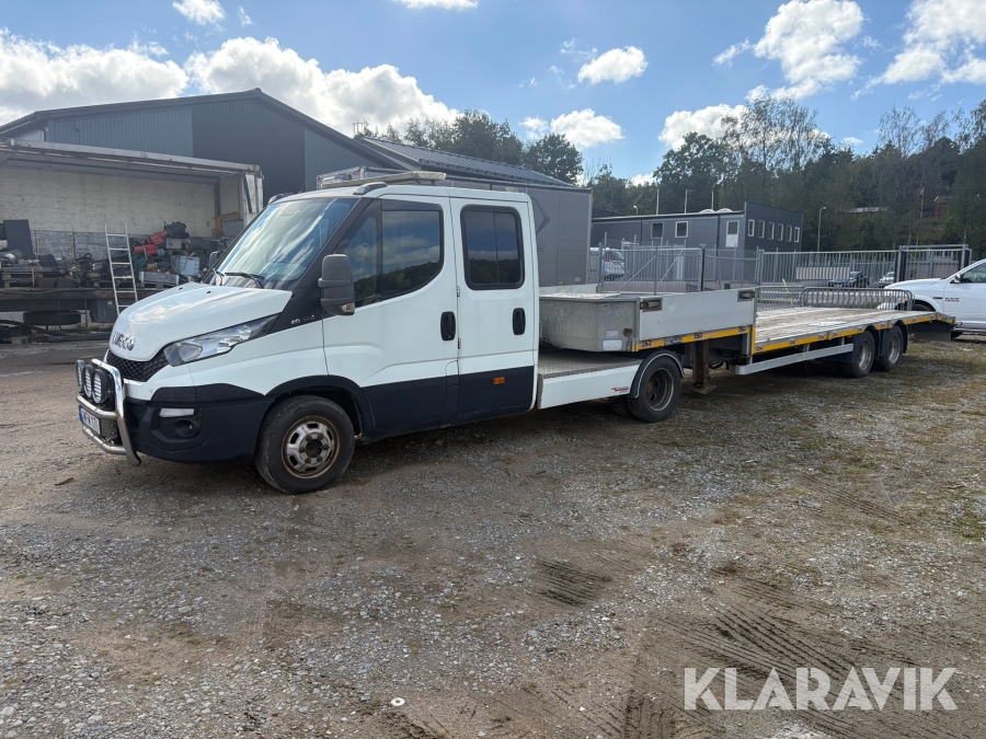 Dragbil Iveco Daily 40 - 170 med maskintrailer