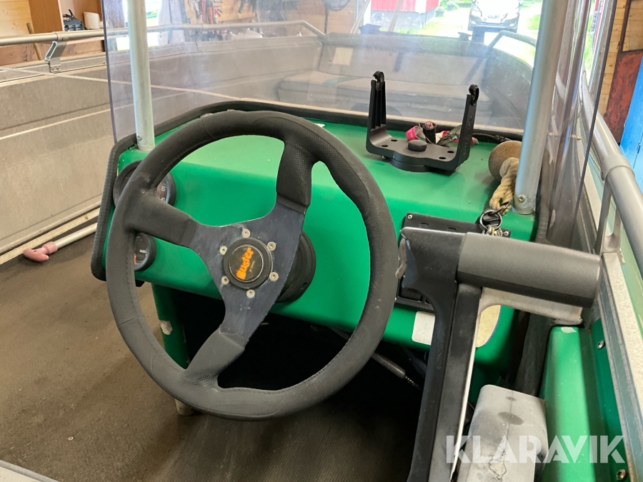 Styrpulpet/motorbåt Buster M