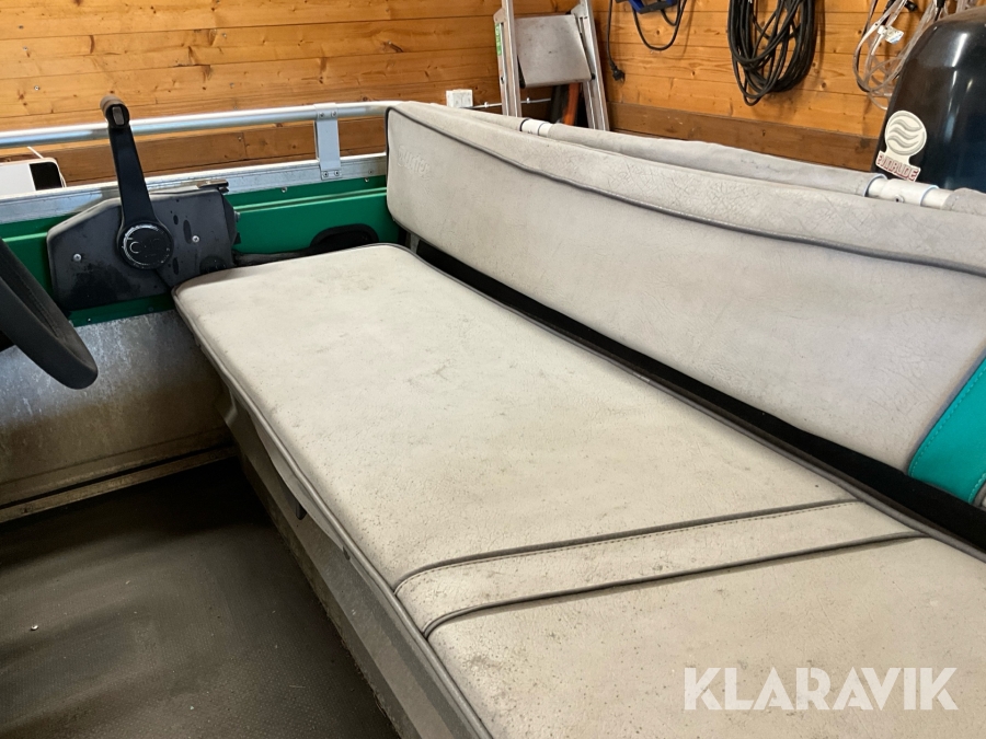 Styrpulpet/motorbåt Buster M
