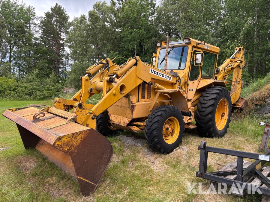 Traktorgrävare Volvo BM 616B