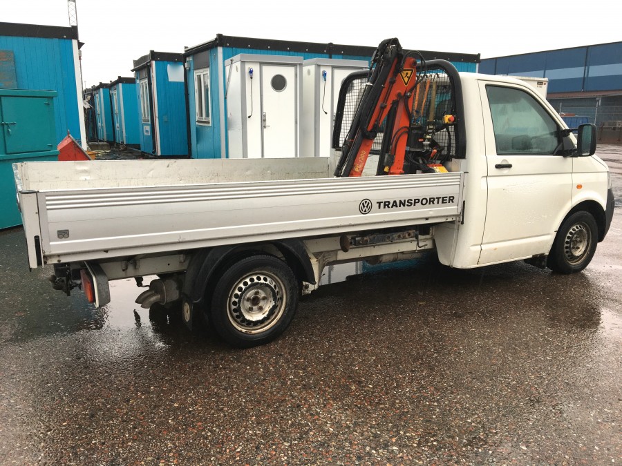 Flakbil med kran Palfinger