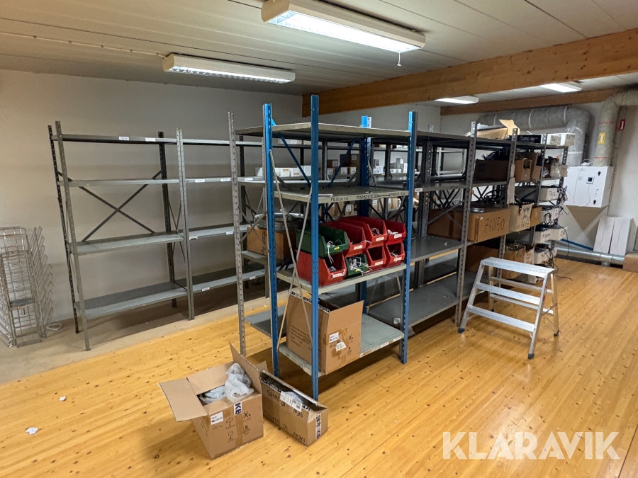 Lagerhyllor / ställage 17st