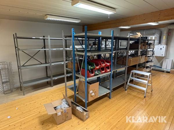 Lagerhyllor / ställage 17st