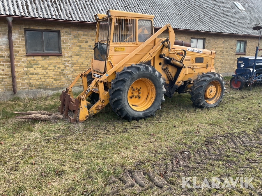 Baklastare Volvo BM LM 641 Med redskap
