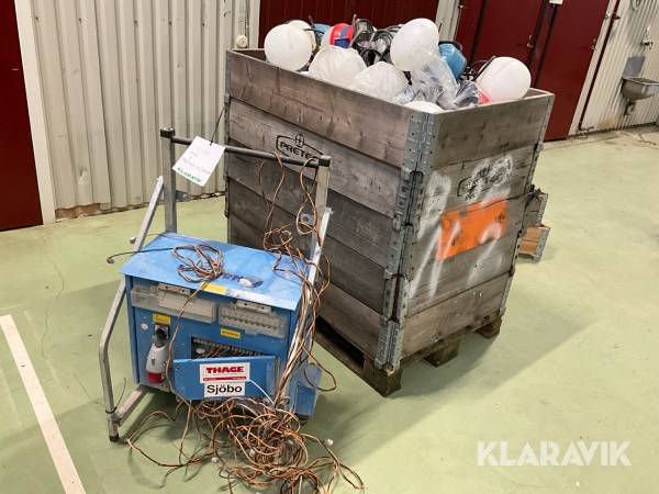 Stort parti med bojlampor och transformator Elbjörn BT 948 AP