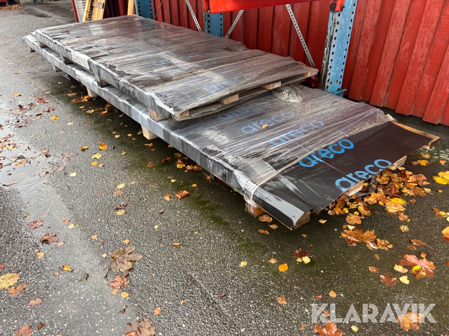 Takplåt Areco Stratos svart