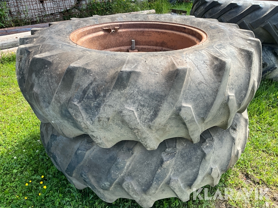 2st bakdäck till Volvo BM Firestone 18.4-34