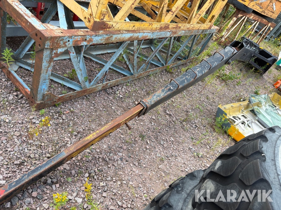 Kranarm med stora BM-fäste