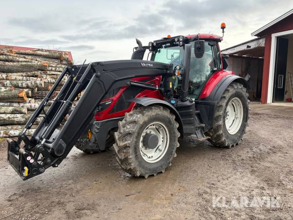 Traktor Valtra T194 Versu Smarttouch med frontlastare