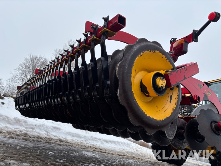 Tallriksredskap Väderstad Carrier CR 400