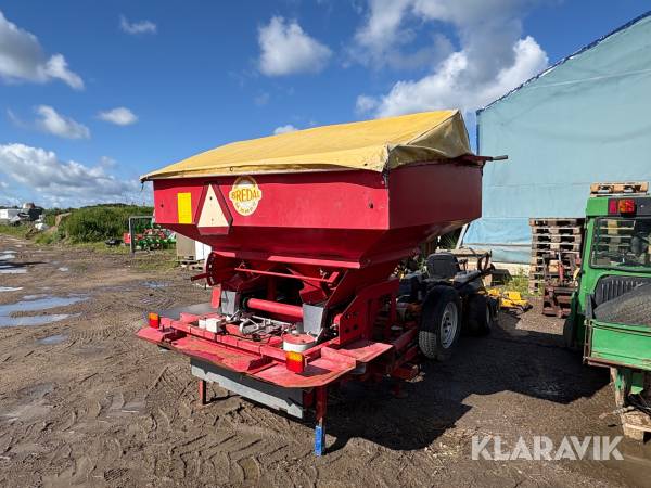 Gödningsspridare Bredal B 2F