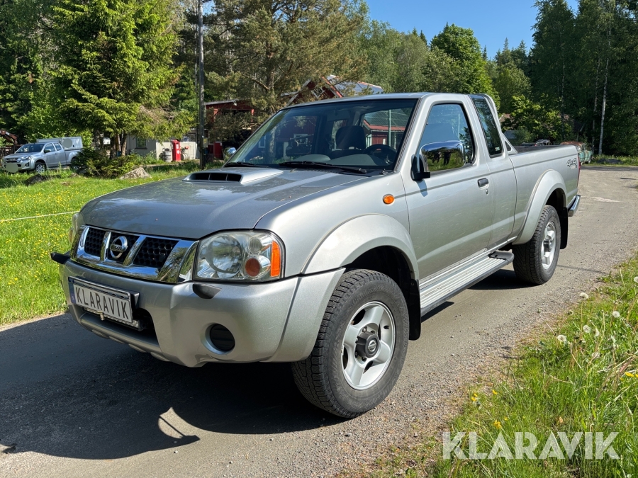 Pickup Nissan King Cab NP300
