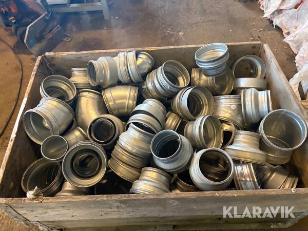 Parti kopplingar / krökar till ventilation samt isolering 10 rullar.