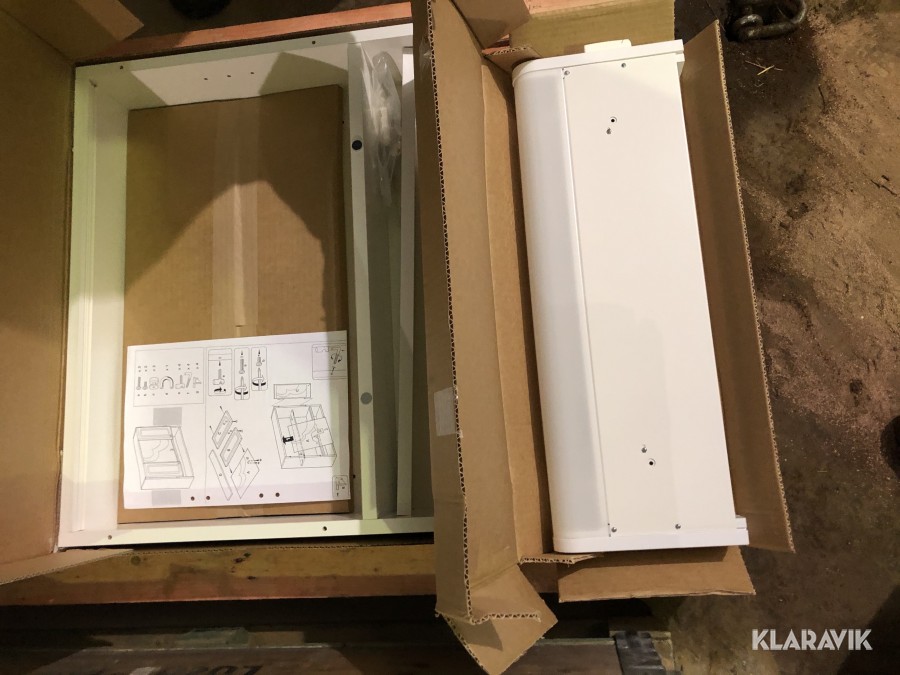 Badrumsskåp, ljusramp