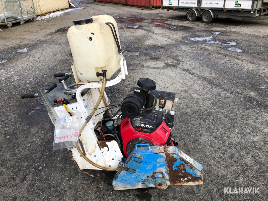 Asfaltskap Tyrolit FSG620S