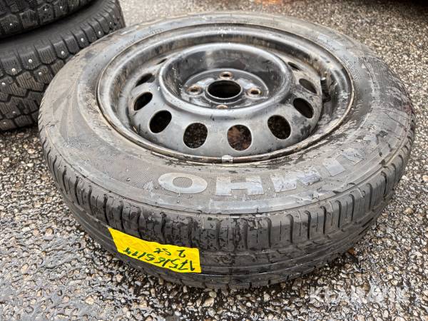 Bildäck på fälg Kumho Solid KH15 - 185/65R14 82T 1 st