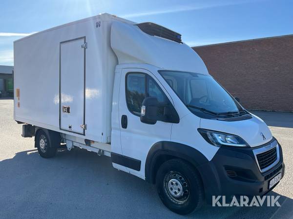 Kylbil Peugeot Boxer 335 2,0 BlueHDi med bakgavellyft