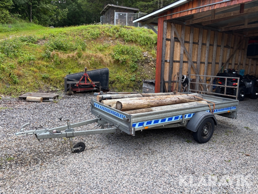 Personbilssläp Thule/ Fogelsta D0650U
