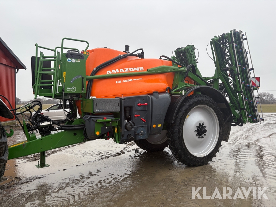 Växtskyddspruta Amazone UX 4200