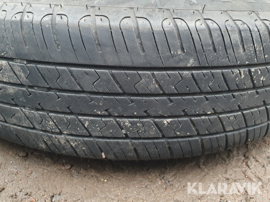 Personbilssläp med gallergrindar Brenderup