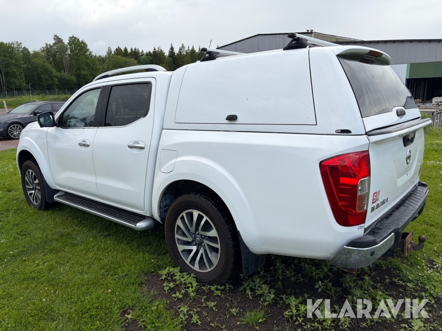 Pickup Nissan Navara Dubbelhytt 2.3 dCi 4WD Automatisk 190 hk med flakkåpa
