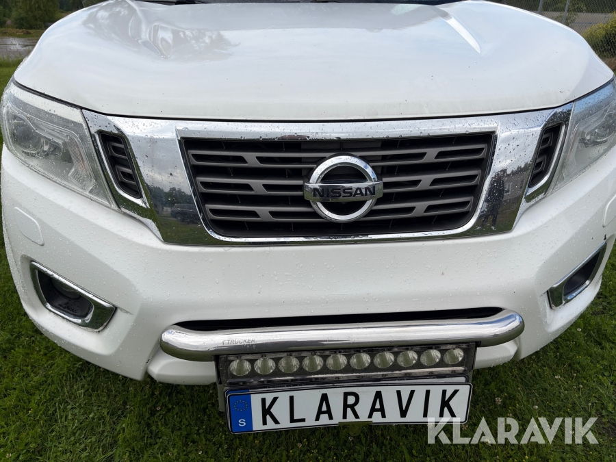 Pickup Nissan Navara Dubbelhytt 2.3 dCi 4WD Automatisk 190 hk med flakkåpa
