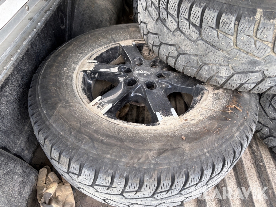 Pickup Nissan Navara Dubbelhytt 2.3 dCi 4WD Automatisk 190 hk med flakkåpa