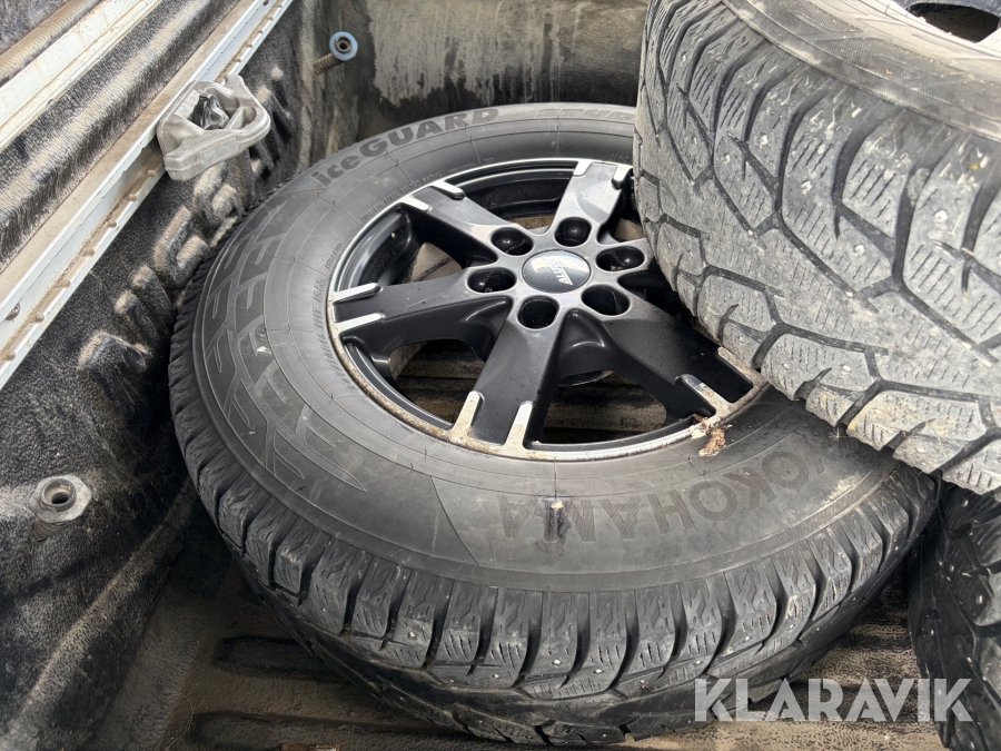 Pickup Nissan Navara Dubbelhytt 2.3 dCi 4WD Automatisk 190 hk med flakkåpa