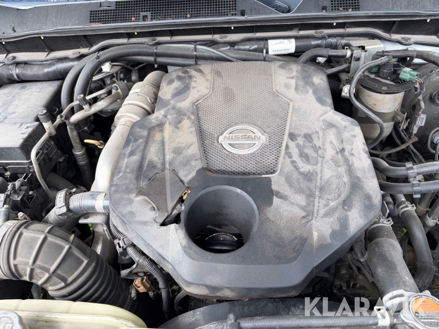 Pickup Nissan Navara Dubbelhytt 2.3 dCi 4WD Automatisk 190 hk med flakkåpa